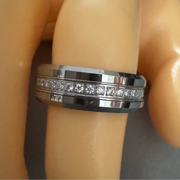 Blackjack Men’s Tungsten Eternity Ring - Picture 4 of 8